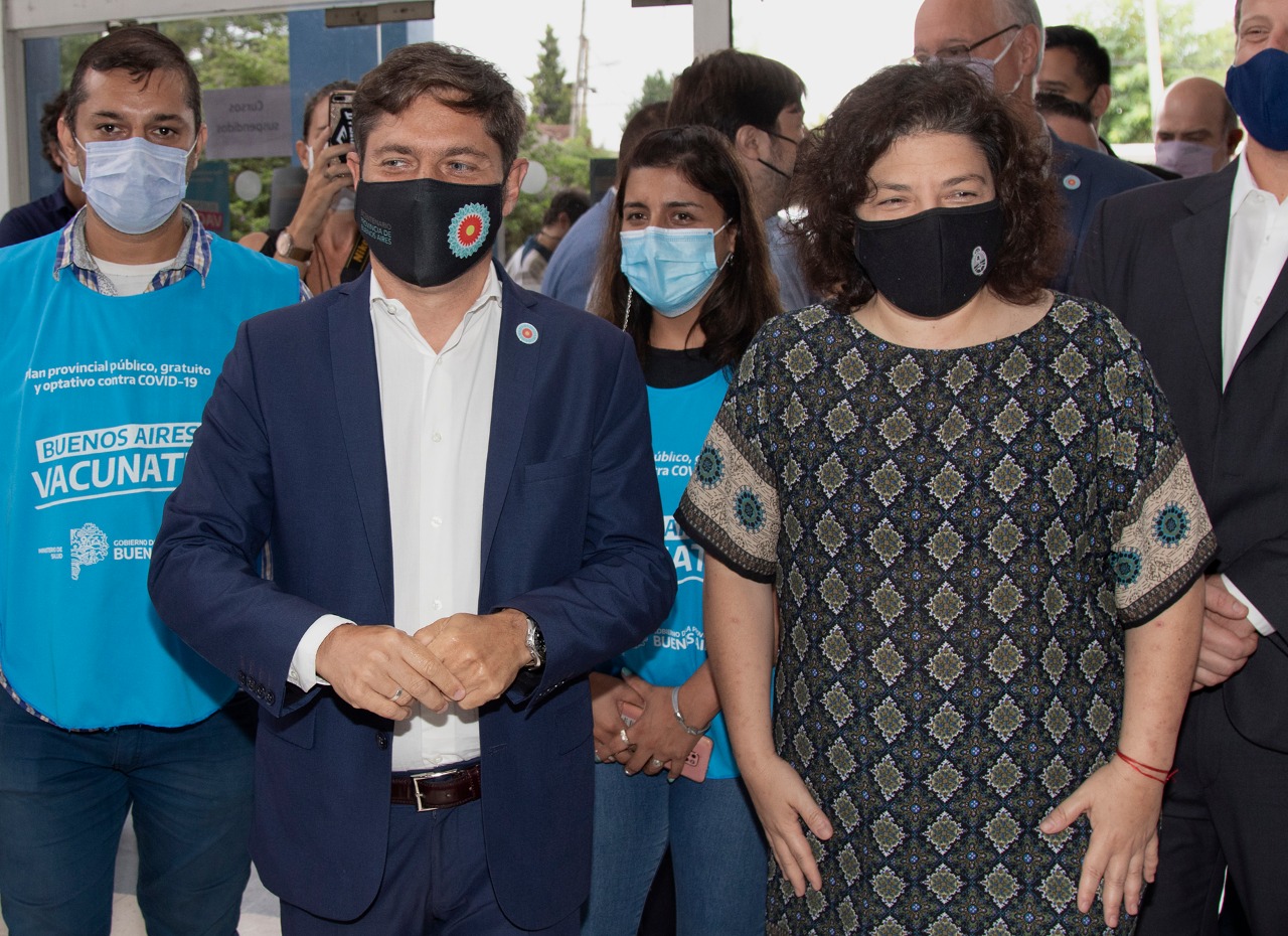 Sigue la polémica con Vizzotti: Kicillof defendió el pase sanitario