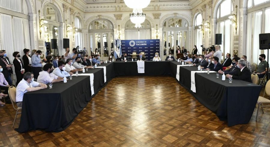 Tucumán se convirtió en la primera provincia en aplicar el "pase sanitario"