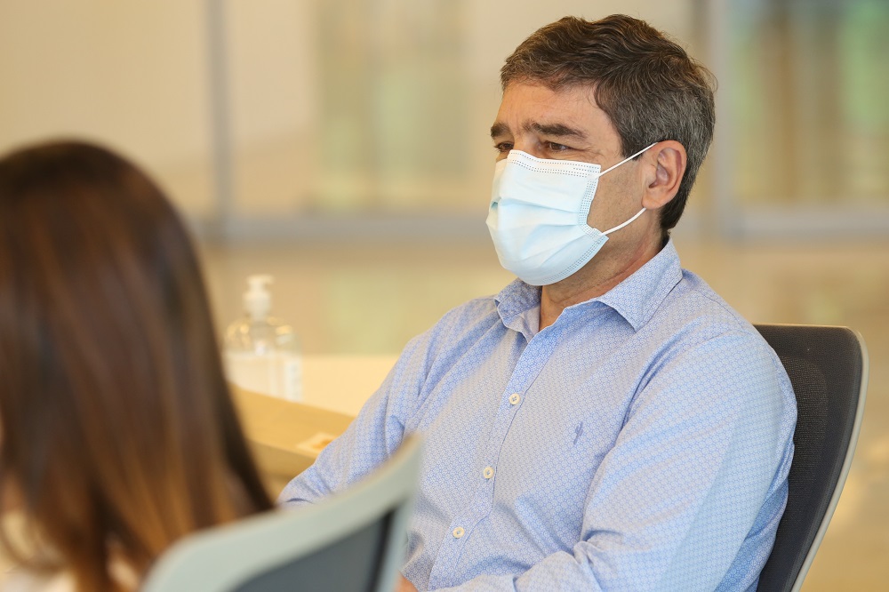 Quirós descartó el pase sanitario para oficinas y transporte público