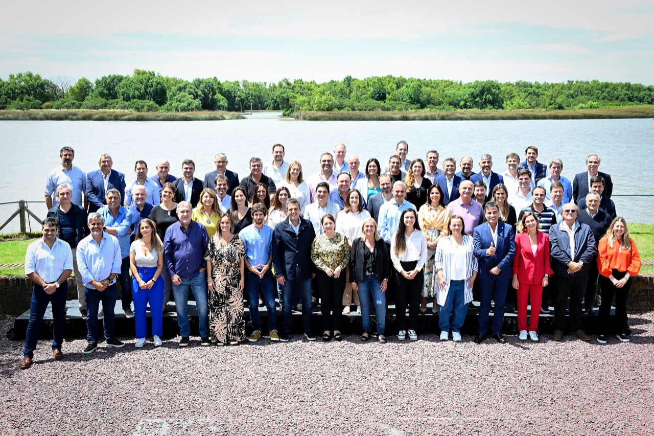 El FR reunió a su mesa provincial de intendentes, legisladores y diputados