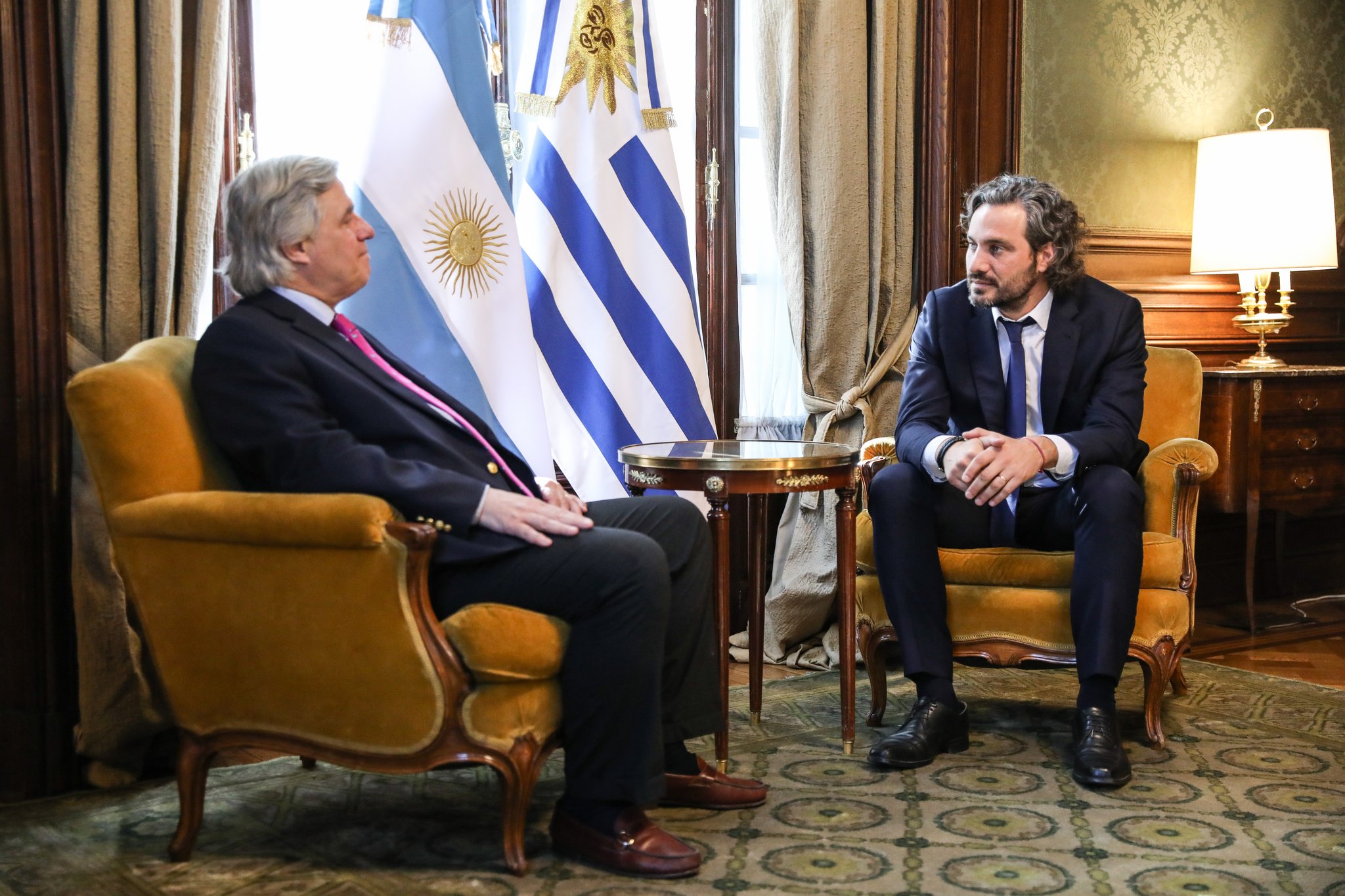 Argentina y Uruguay acordaron abrir todos los pasos fronterizos