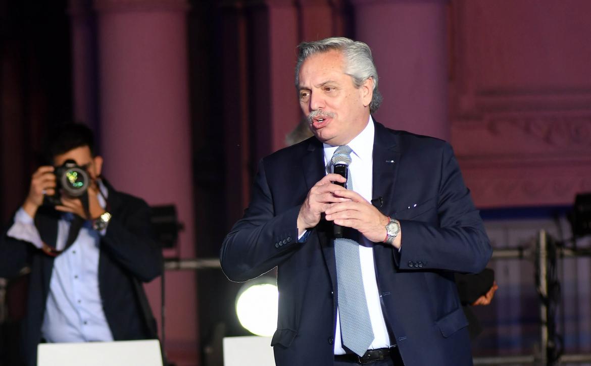 Alberto: "Tranquila Cristina, no negociaremos nada que comprometa el crecimiento"