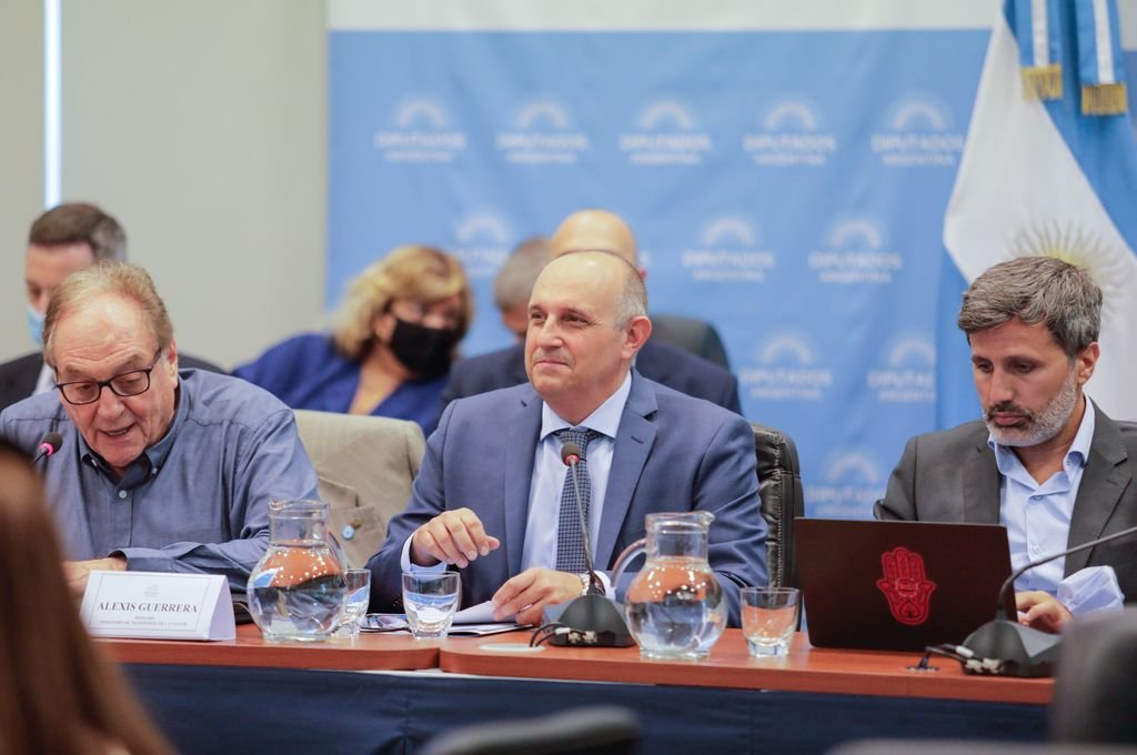 Guerrera: "Es necesario que se debata una ley federal de transporte"