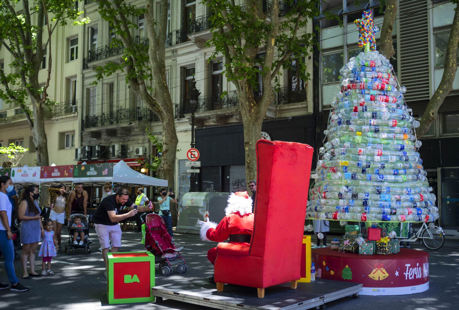 Con la Feria Navideña arrancó una semana de festejos en la Ciudad