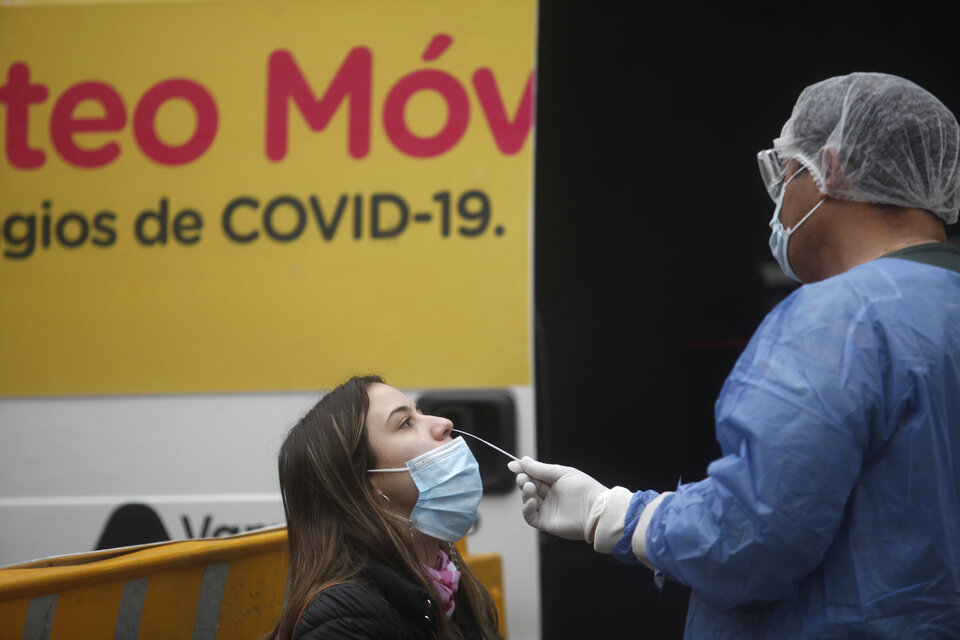 Alerta Covid: hace 10 semanas que hay un incremento de casos en el país