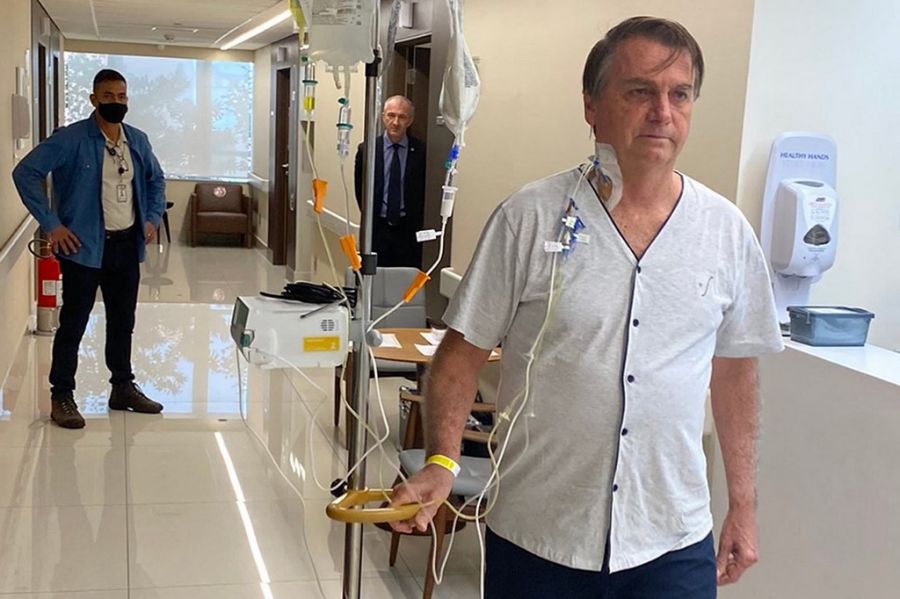 Bolsonaro fue nuevamente hospitalizado por una obstrucción intestinal