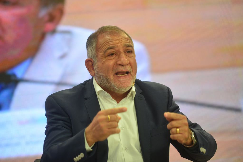 Luis Juez: “Me pareció humillante el sorteo de la dieta de Milei”