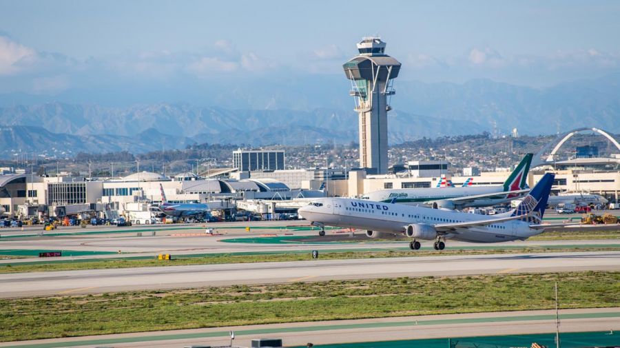 El Gobierno habilitó la operación de pilotos y aeronaves extranjeras