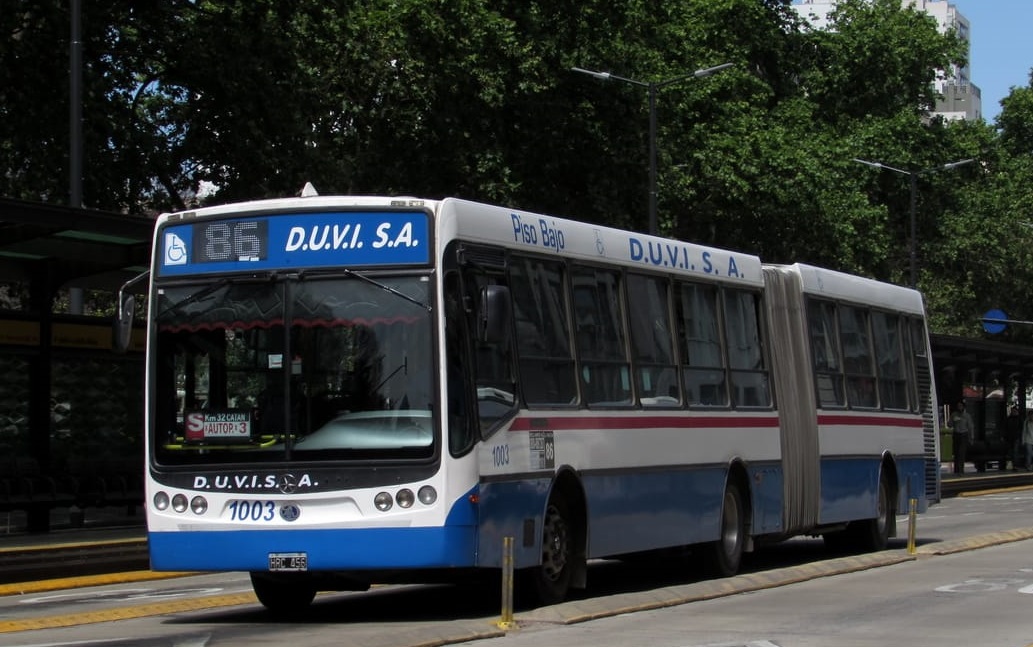 Tres nuevas líneas de colectivos circularán por el Metrobus del Bajo