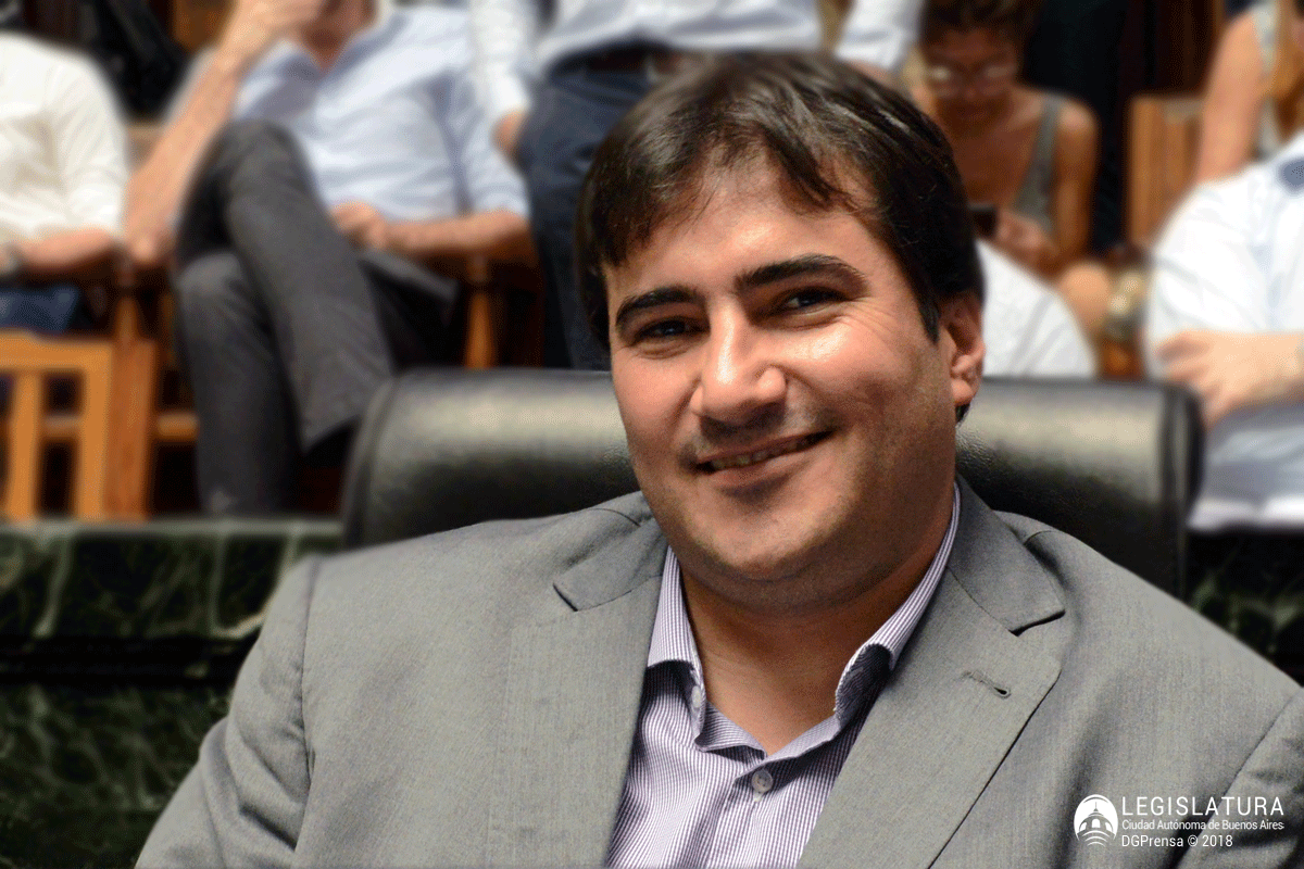 Álvarez Palma: "Tenemos que ocuparnos de los problemas de la gente"