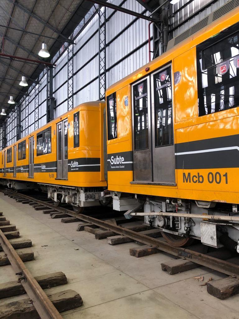 Se subastaron diez vagones de subte por dos millones de pesos cada uno