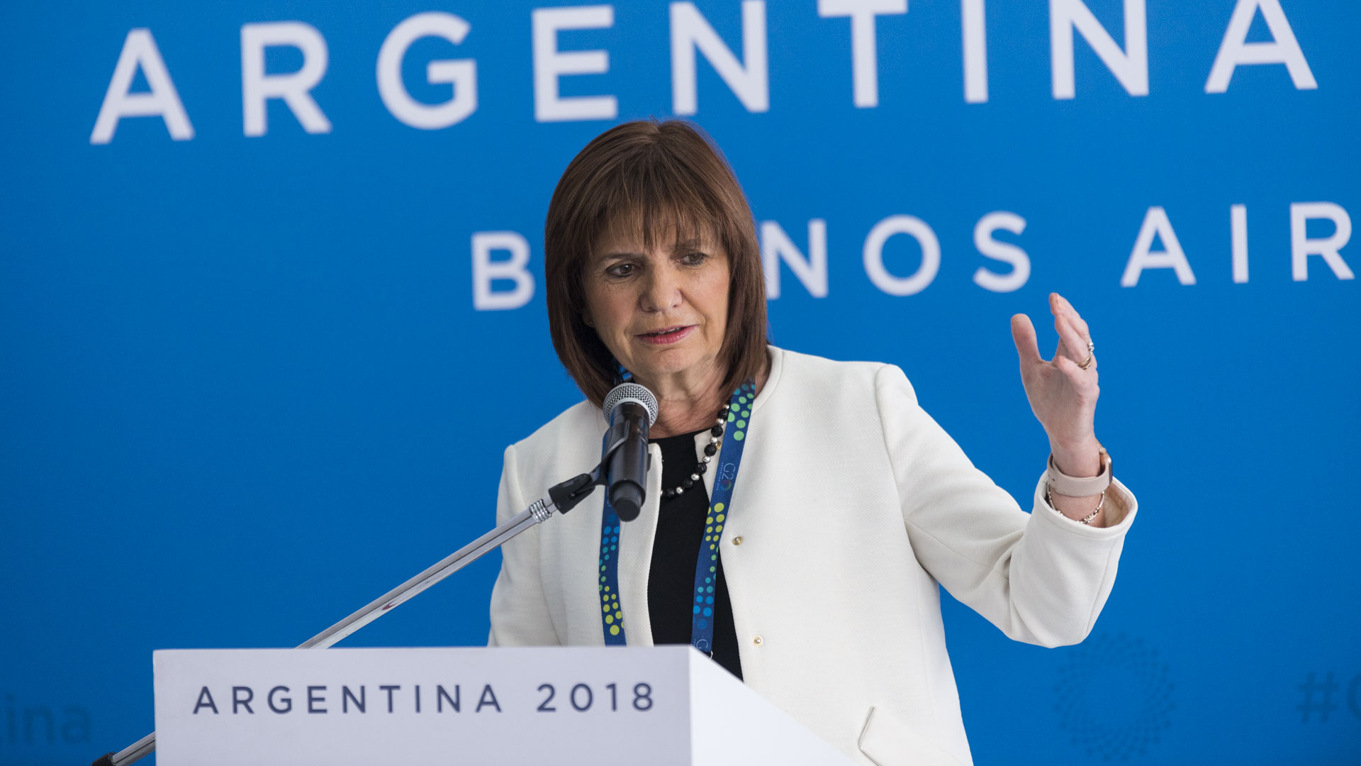 Cumbre del G20: acusan a Bullrich de comprar equipos con sobreprecios