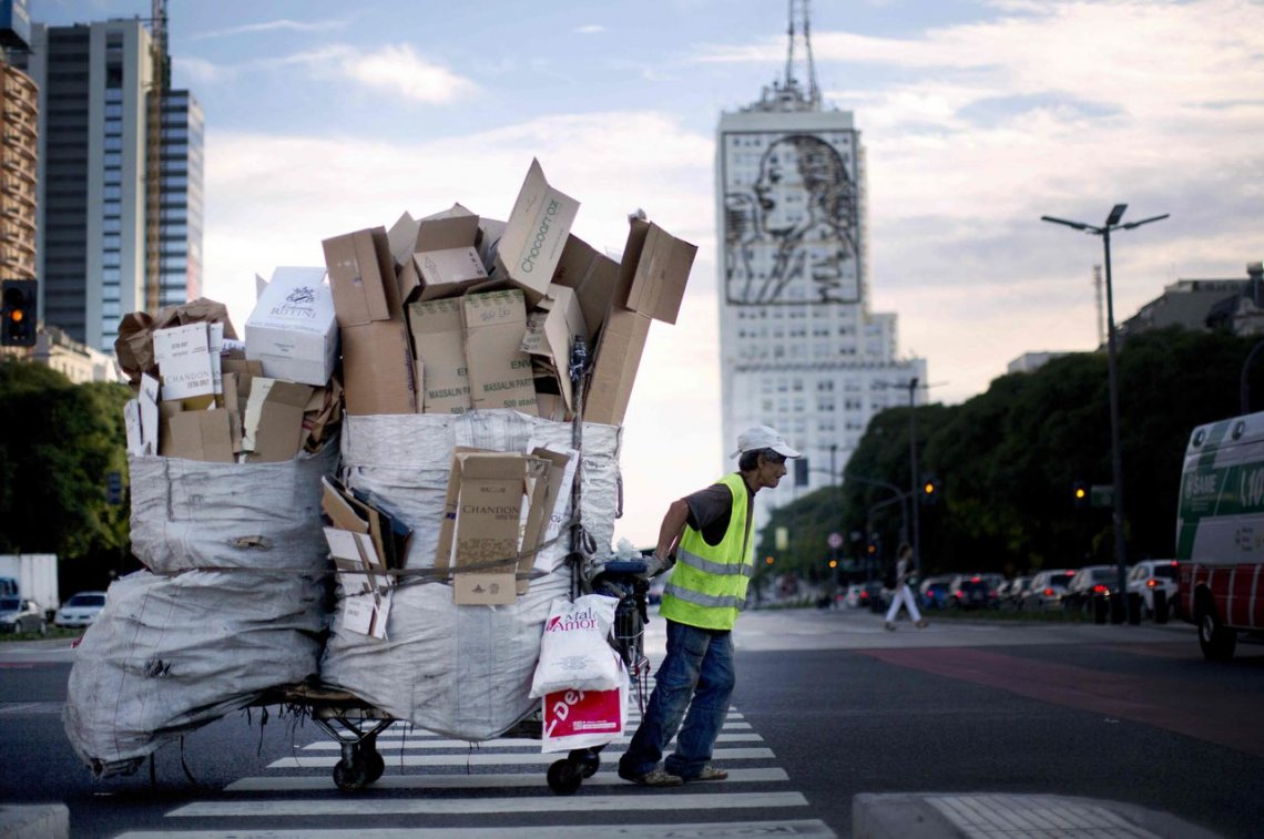 Más de 120.000 personas salieron de la pobreza en CABA