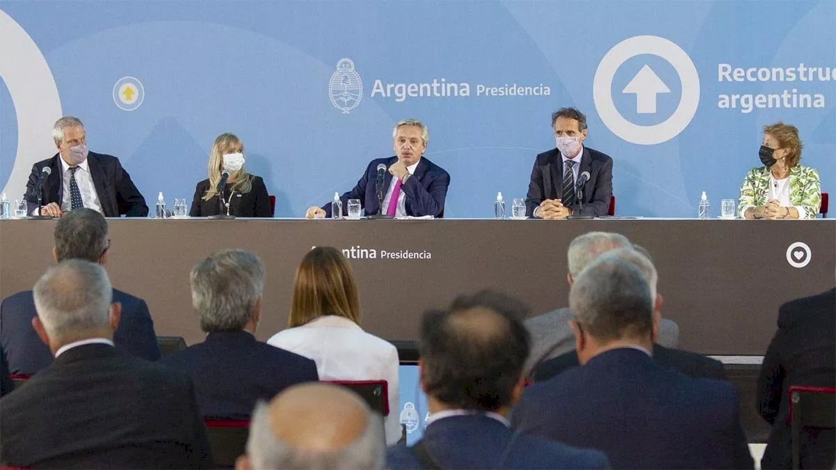 Alberto: “No hay mejor inversión que la que se hace en educación”