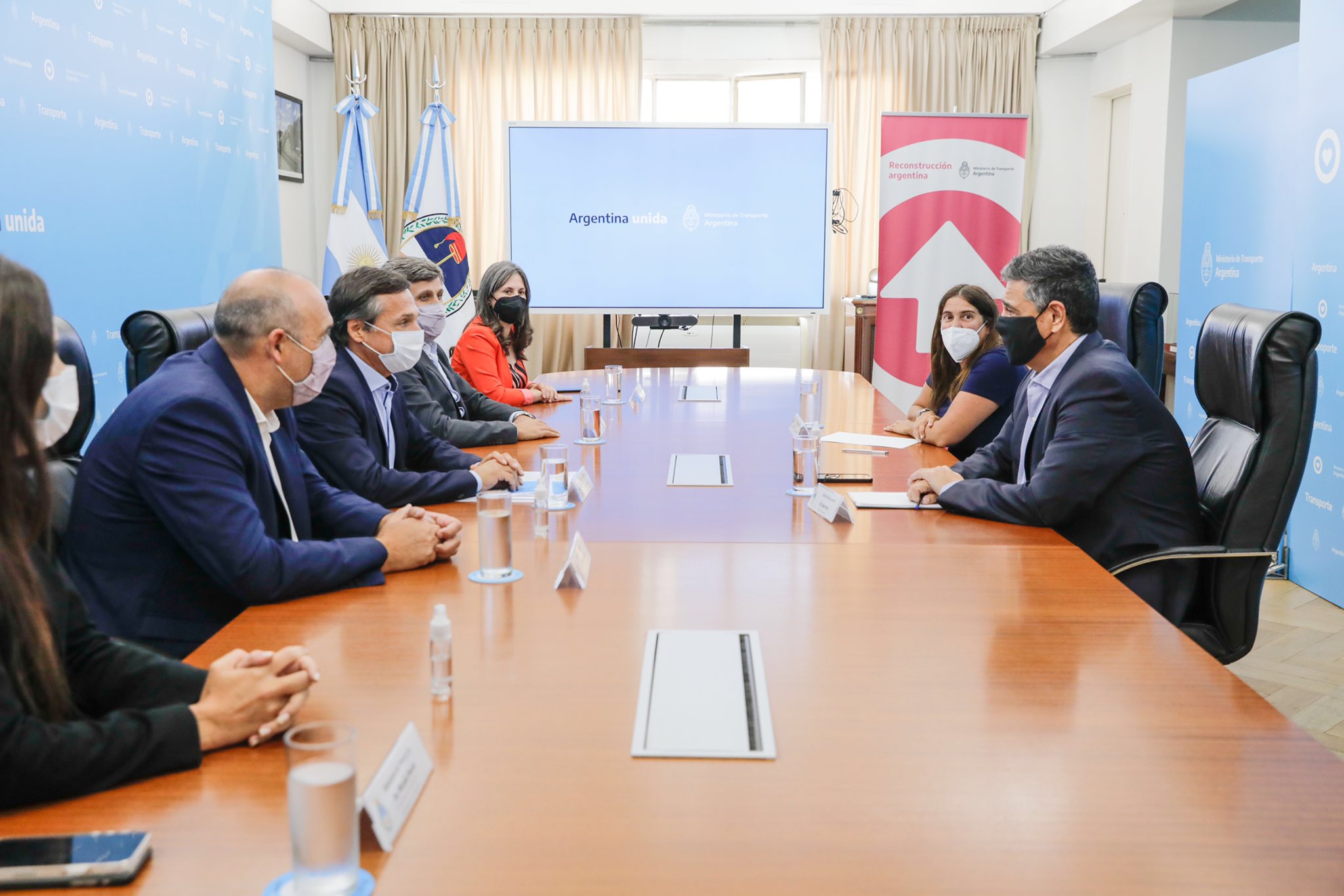 Jorge Macri: “No podes tener una política de transporte distinta en PBA y en CABA”