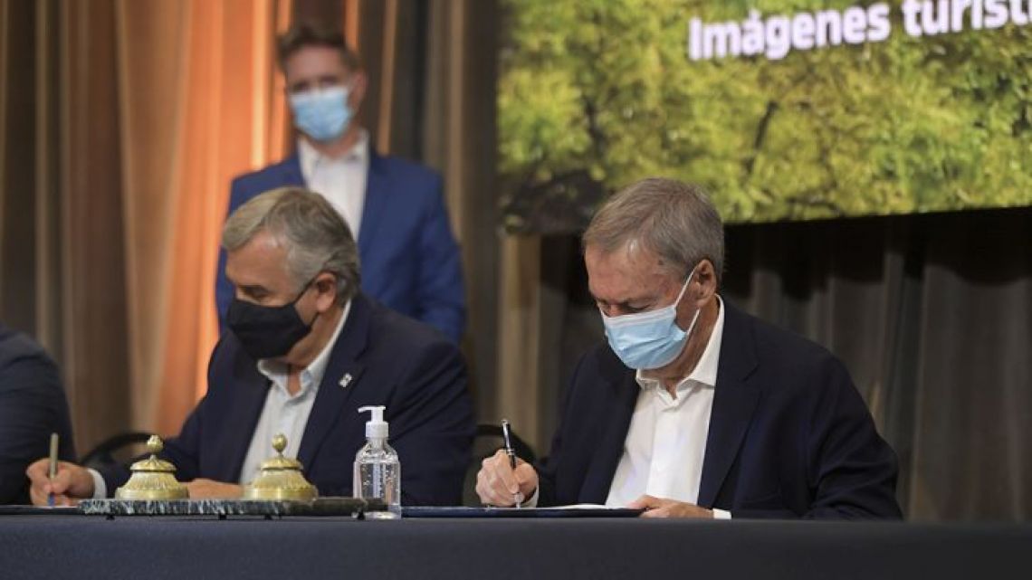 Morales y Schiaretti se unen para hacer "reparto equitativo" de subsidios