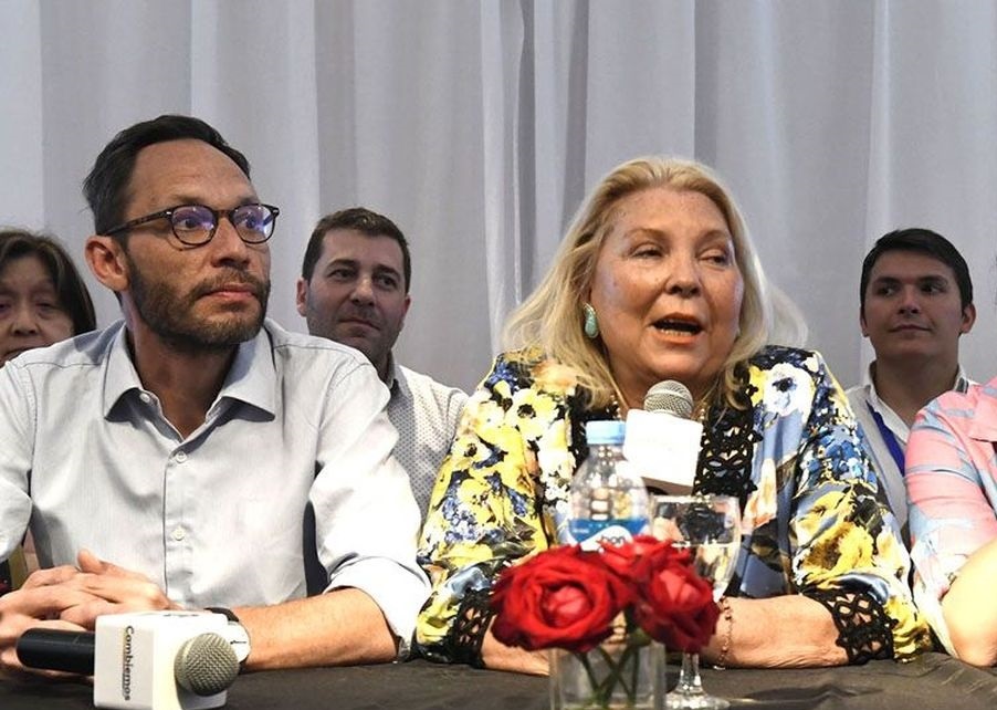 Investigan ingreso irregular de una mujer vinculada a la CPAC con 15 valijas