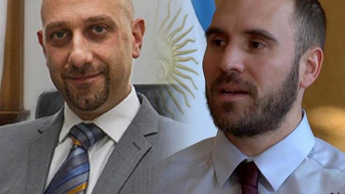 Un asesor de Guzmán renunció y criticó al ministro