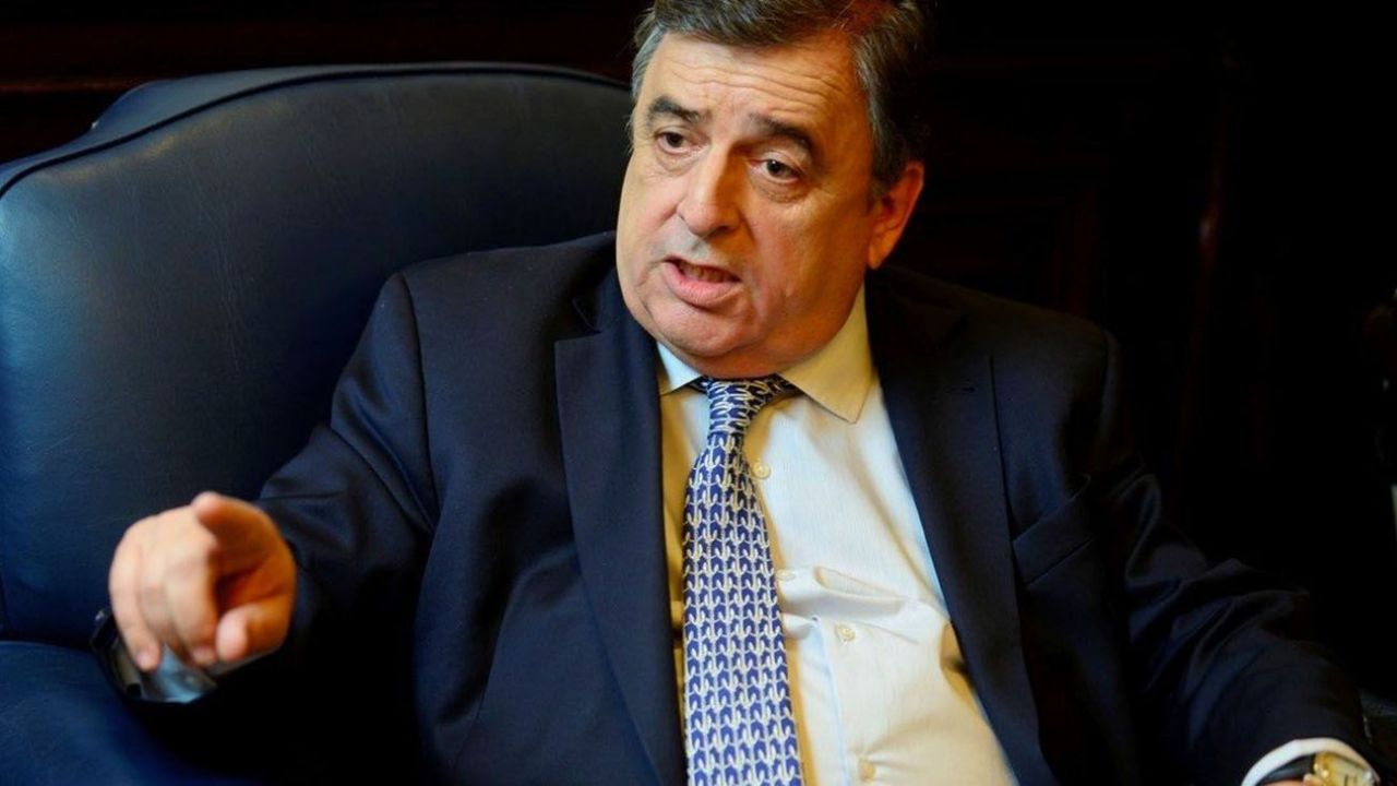 Negri: “No es un noviazgo ni cogobernar, es para no caer en default”