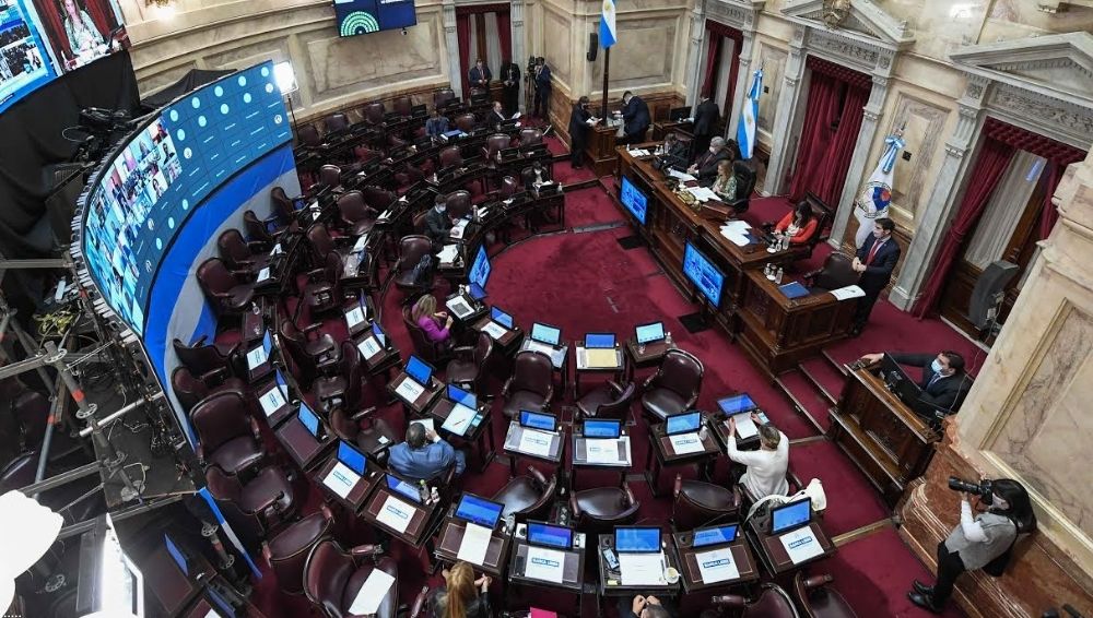 FMI: quiénes son los senadores K que no informaron cómo votarán
