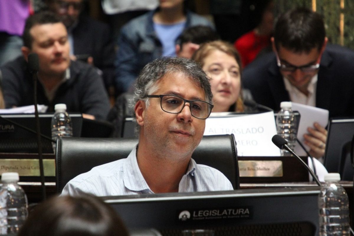 Andrade: "Larreta dejó sin representación al FdT y nombró a la hija de Posse"