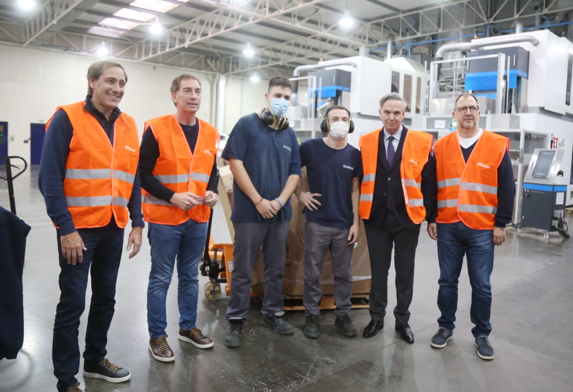 Santilli busca eliminar impuestos a las Pymes que contraten jóvenes