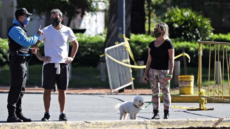 El Gobierno eliminó la recomendación del distanciamiento social