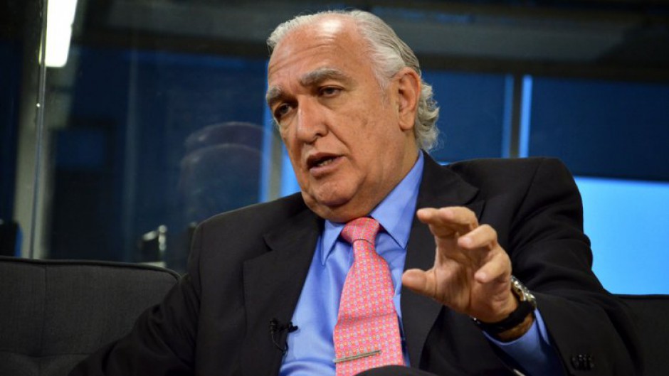 Gil Lavedra ganó el Colegio de Abogados de la Ciudad