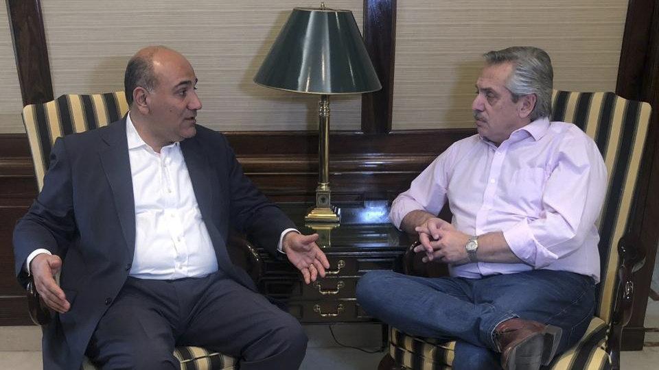 Alberto suspendió la agenda de este lunes, pero no se toma licencia