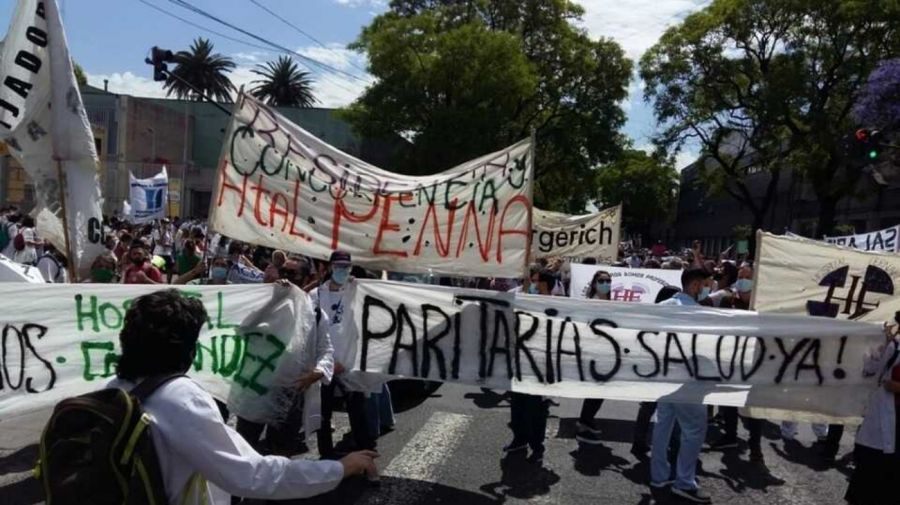 Los médicos porteños realizan un paro de 36 horas por mejoras salariales