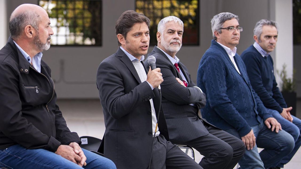 Mensaje a Guzmán: Kicillof se mostró con Feletti y hablaron de economía