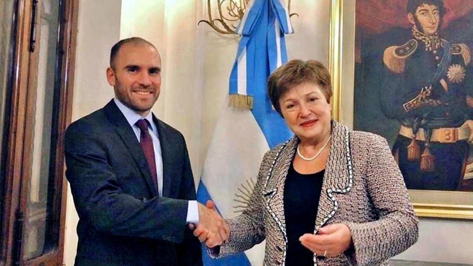 Encuentro clave: Guzmán viaja a EEUU para reunirse con funcionarios del FMI