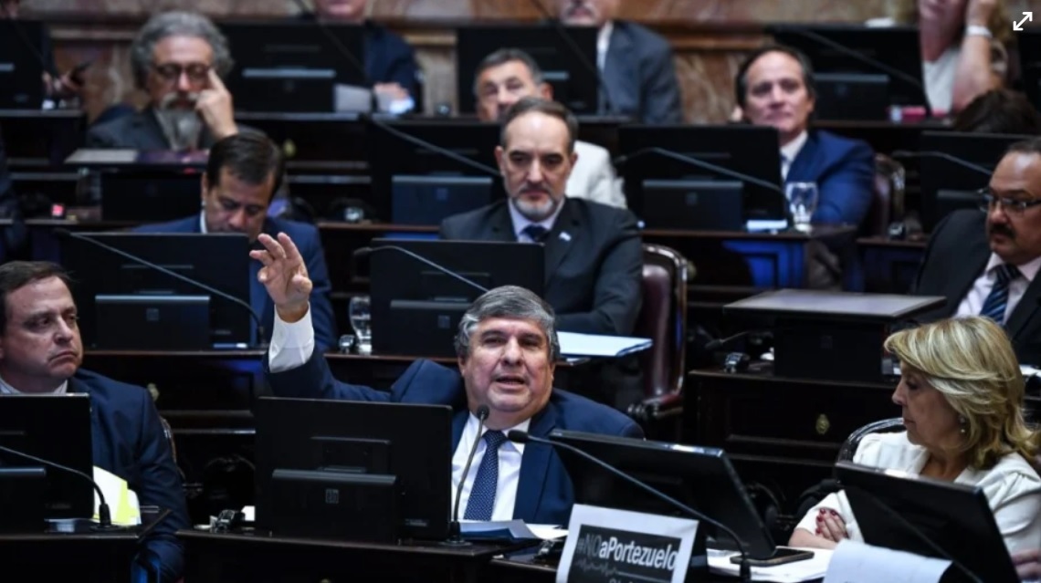 Senado: el bloque del FdT se dividió para obtener un lugar más en la Magistratura