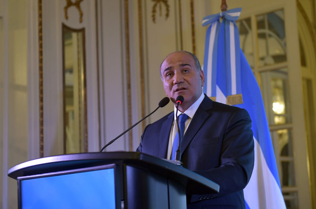 Manzur: “Hoy la instrucción del Presidente es no hablar de política"