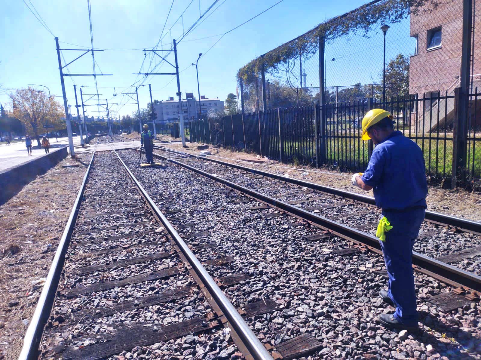 Para Emova es "injustificado" el paro del Premetro y la Línea A