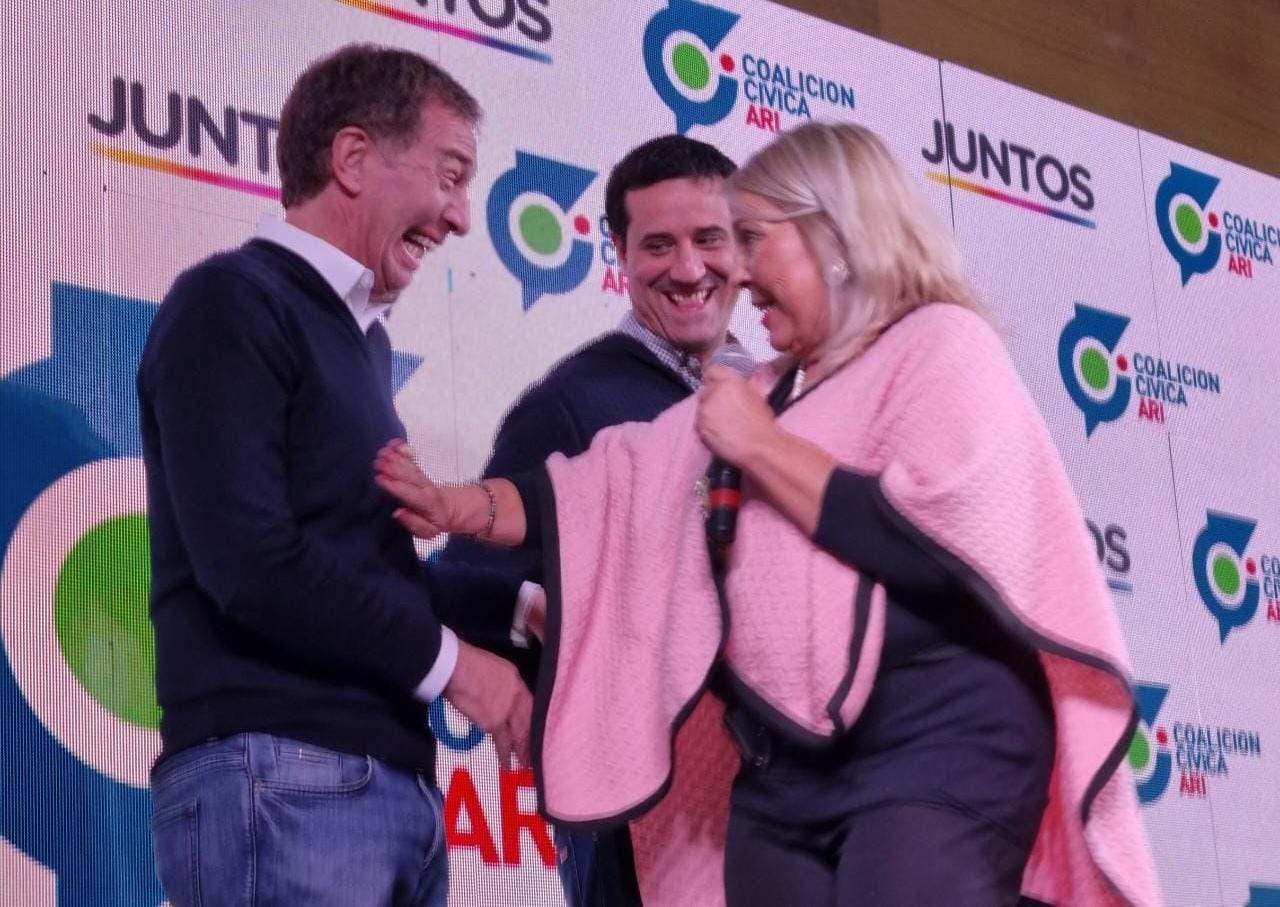Santilli y Carrió: "Nuestro mayor desafío es cambiar la historia en la Provincia"