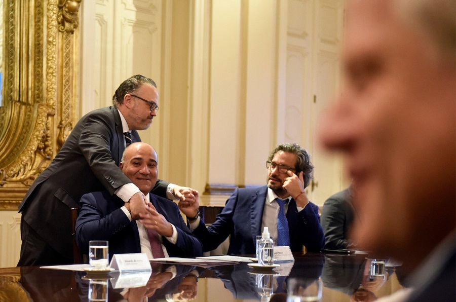 Advertencia en la reunión de Gabinete: "Al que no le gusta, que se vaya”