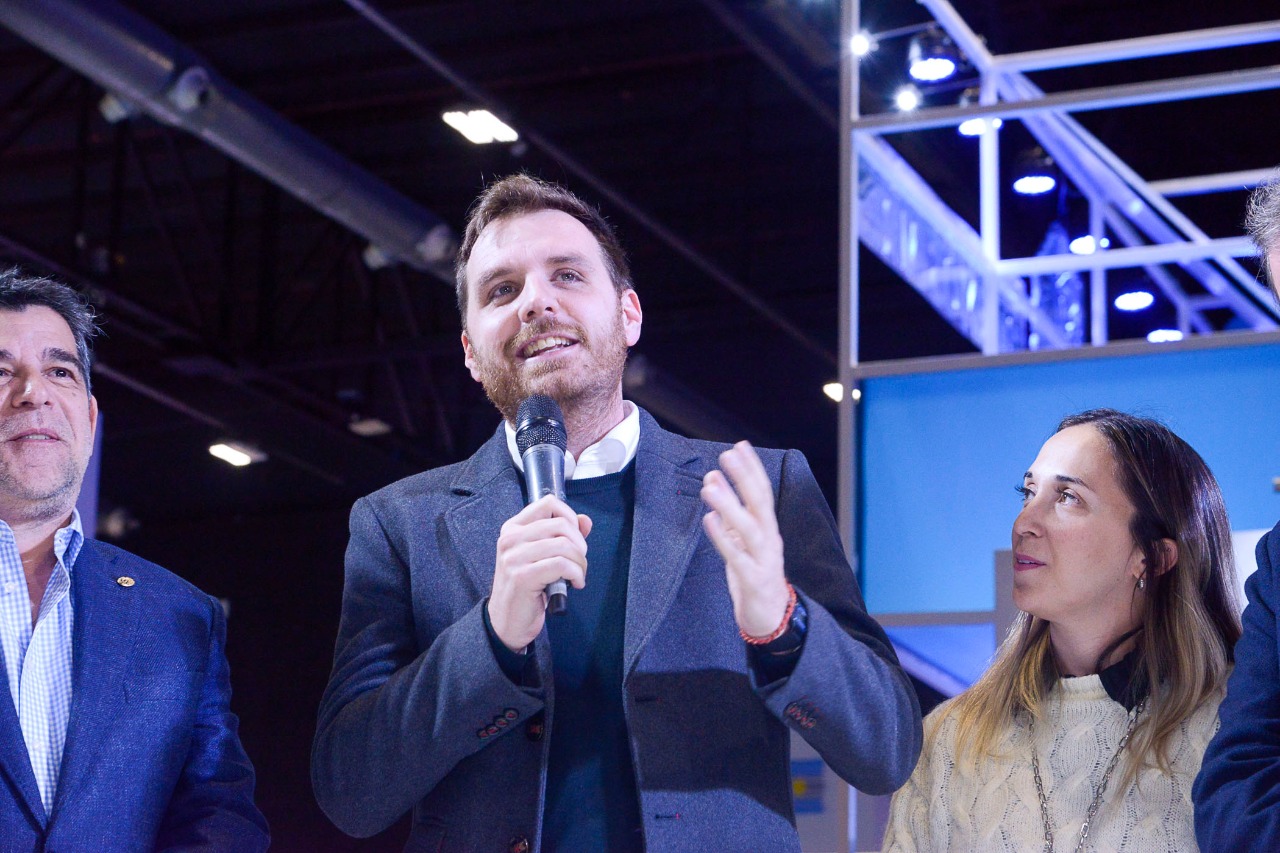 La Legislatura porteña inauguró su stand en la Feria del Libro