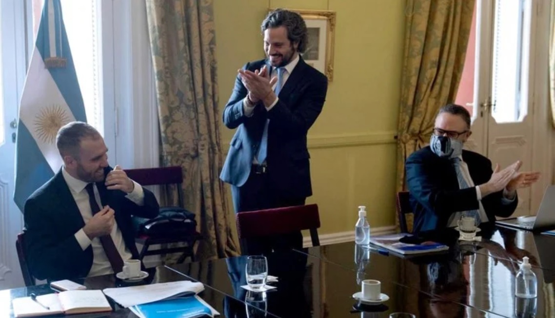 Guzmán trató de calmar al Gabinete por la inflación: “Ya pasamos lo peor”