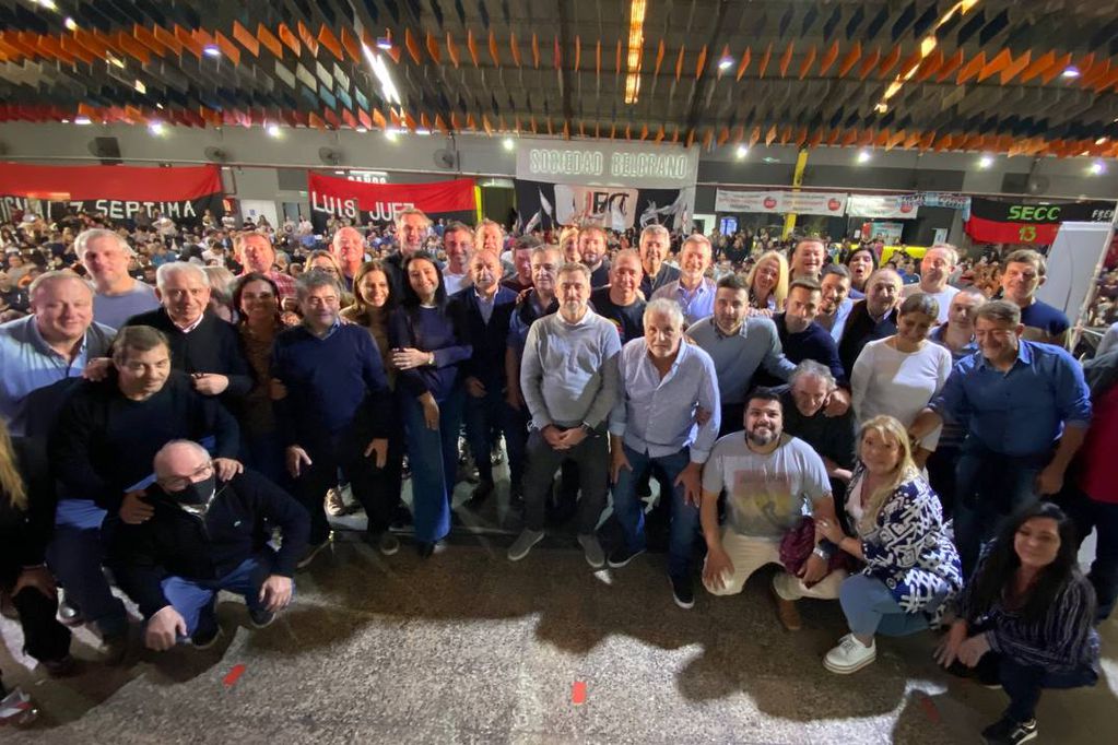 Locro polémico: denunciaron penalmente a Luis Juez por un acto de su partido