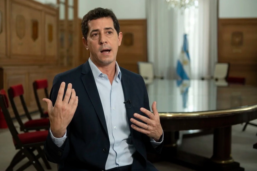 Wado quiere ampliar para 2023: se reunió con Luis Barrionuevo y Urtubey