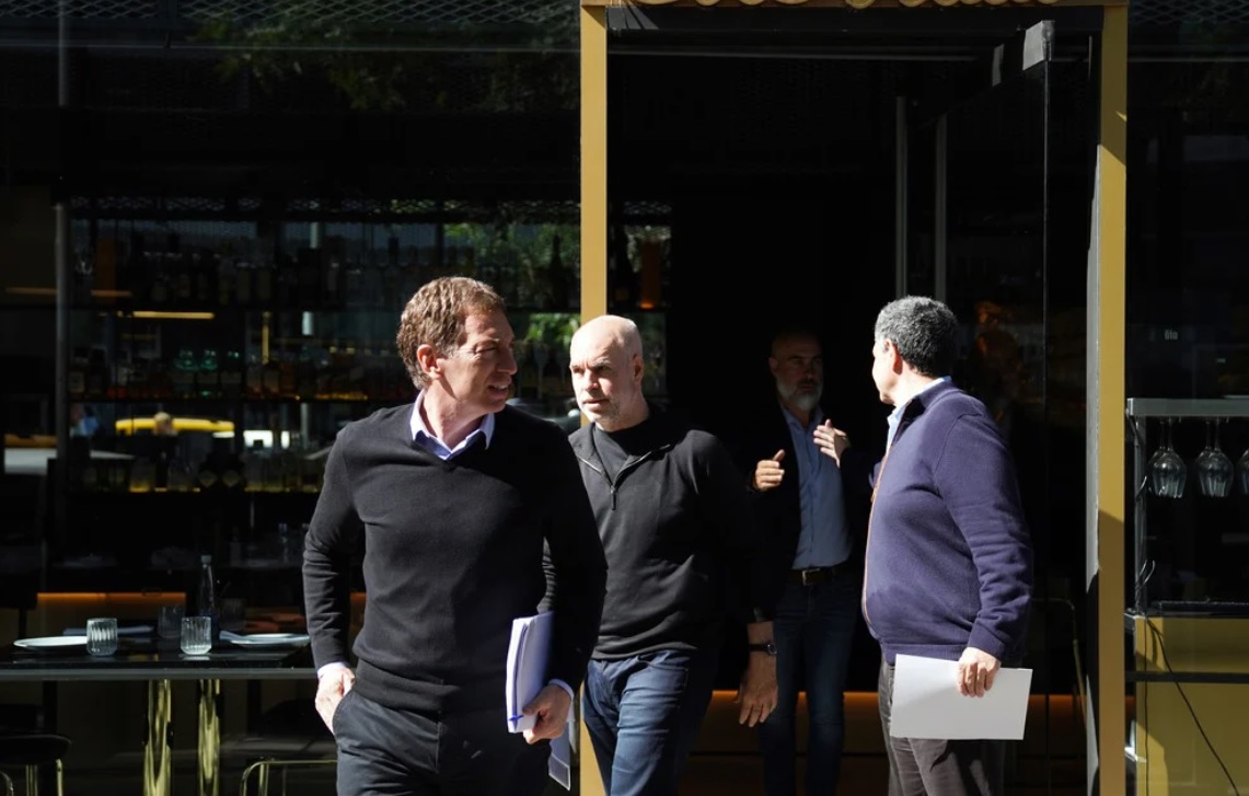 Almuerzo caliente de la cúpula del Pro: Macri reclamó un plan económico