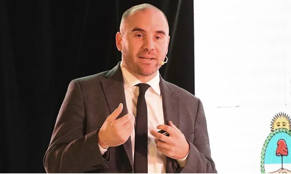 Guzmán rechazó la dolarización: “Es reconocer una derrota como Estado”