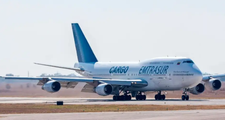 Sospecha en Ezeiza: fue retenido un avión venezolano