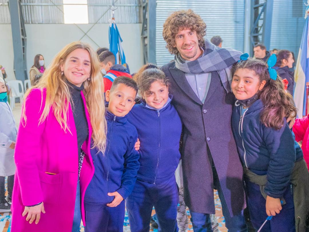 Andreotti tomó la Promesa a la Bandera a 3.000 alumnos sanfernandinos