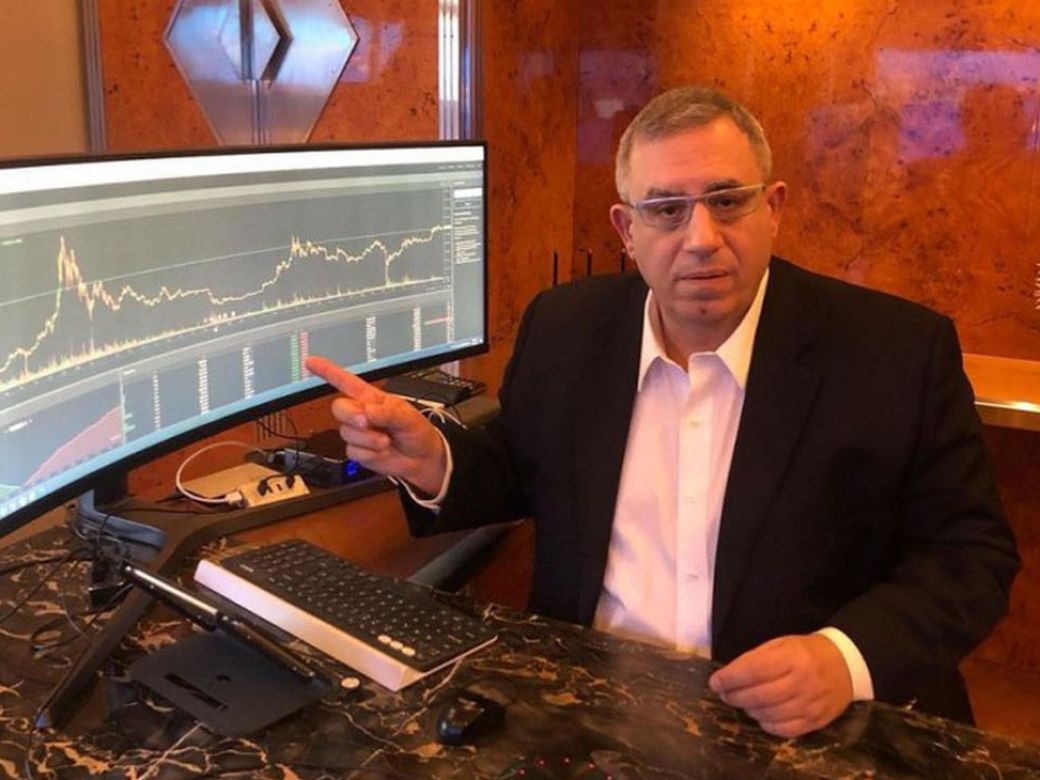 Maslatón denunció a Milei por malversación de fondos y trolls