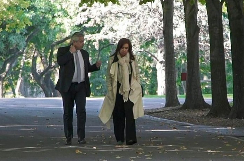 Alberto y Cristina tendrán este lunes una cumbre presencial