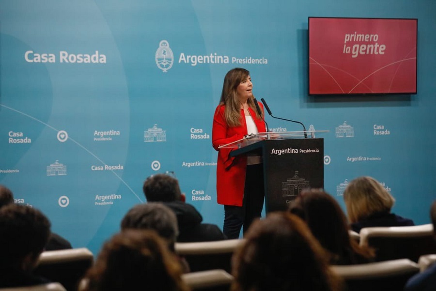 Cerruti negó rumores, descartó el SBU y dijo que Alberto "tiene el control"