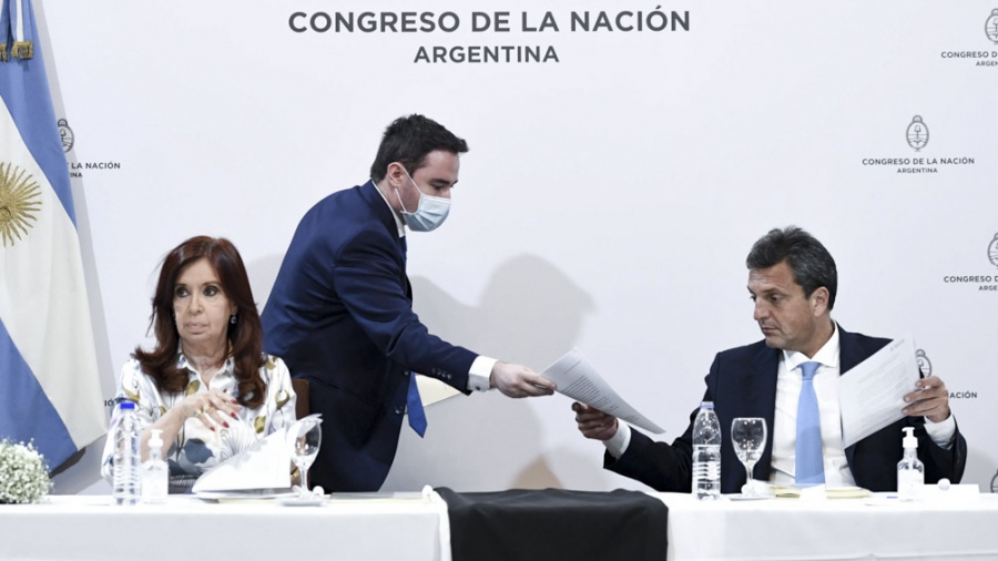 Paritaria legislativa: CFK y Massa dieron un aumento salarial del 60%