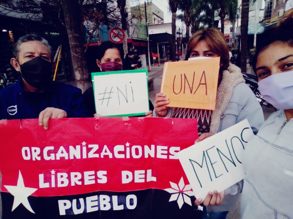 "Los grupos económicos no sueltan un dólar y la política se ensaña con los pobres"